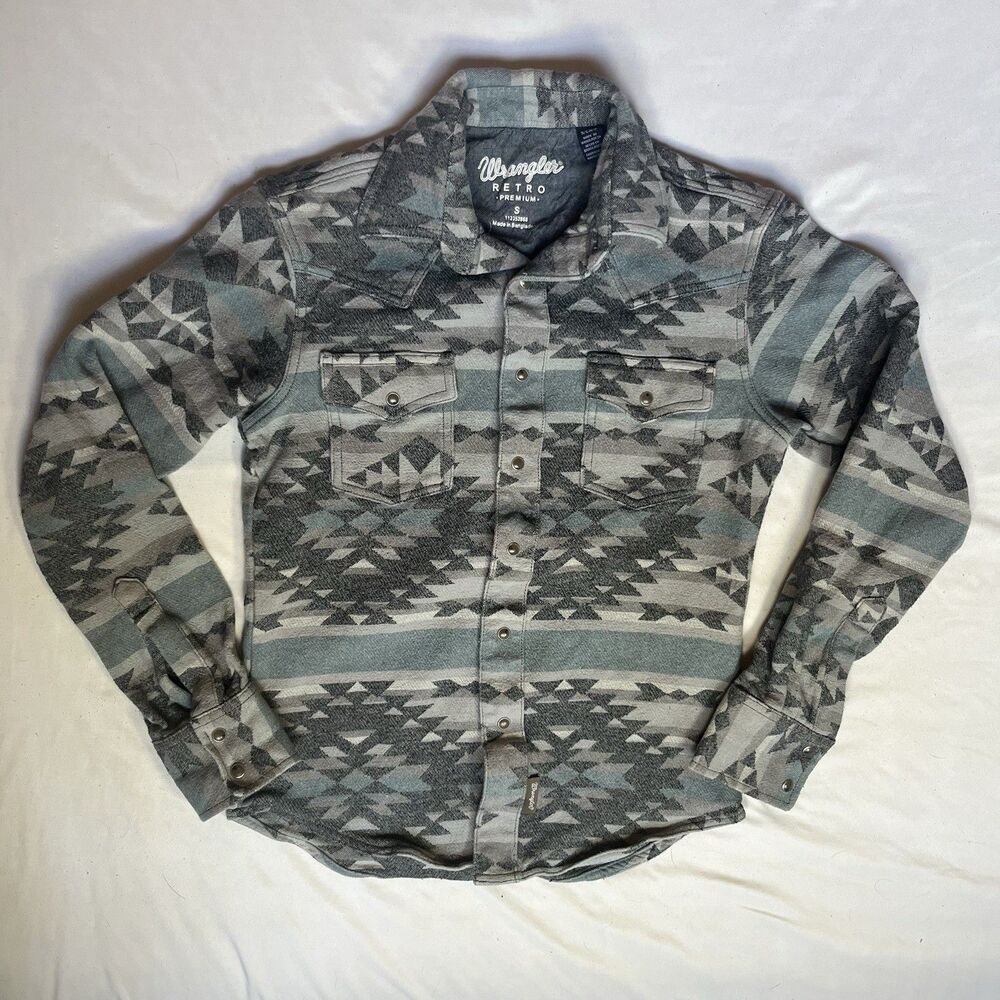 Wrangler Retro Mens Small Premium Flannel Long Sleeve Aztec Pearl Snap Shacket